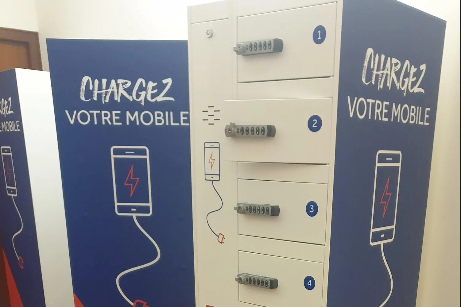 Digital Combination Locks installed on phone charging unit