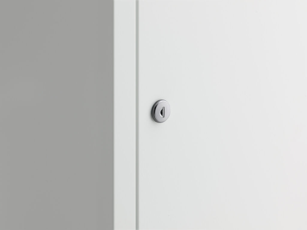 Metal Office Furniture with MAK5 camlock